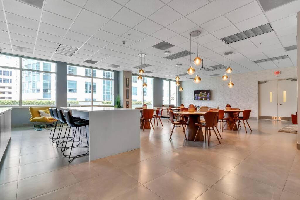 Ferienwohnung Modern 2/2 With Beautiful Ocean And Brickell Views Miami Exterior foto