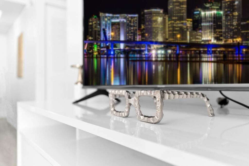 Ferienwohnung Modern 2/2 With Beautiful Ocean And Brickell Views Miami Exterior foto